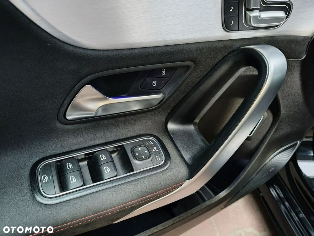 Mercedes-Benz Klasa A 200 AMG Line 7G-DCT - 21