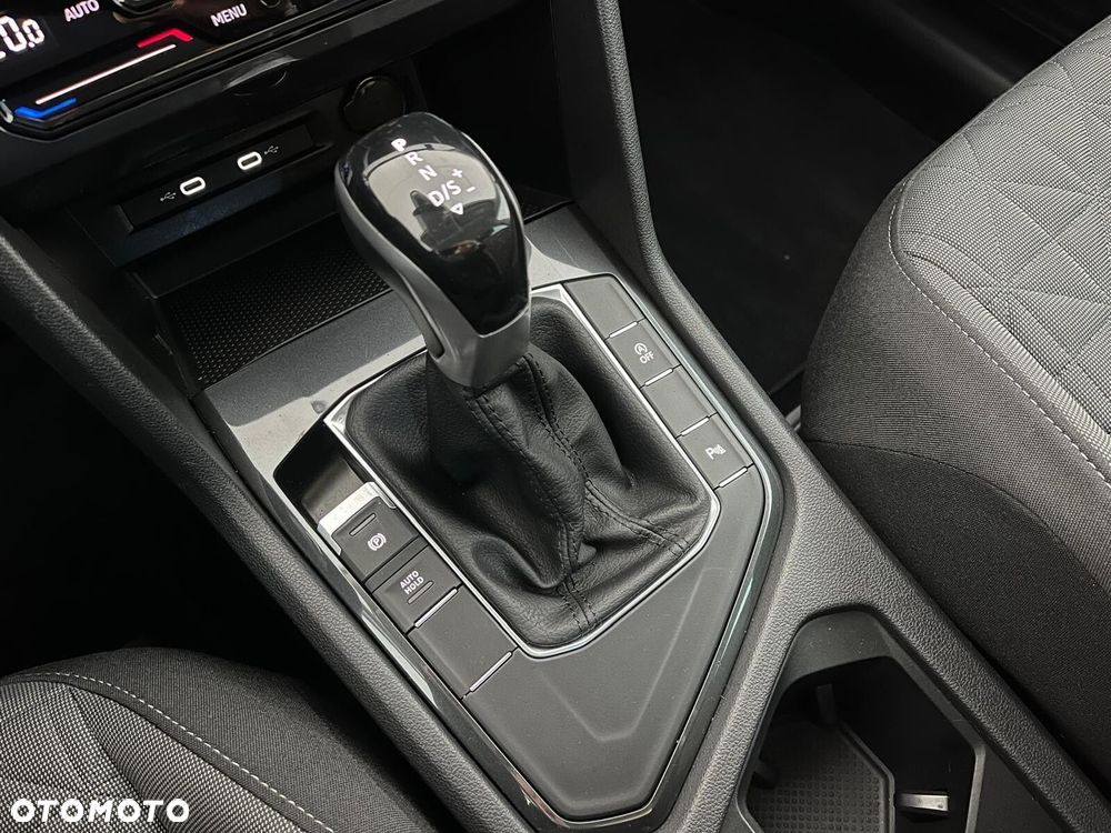 Volkswagen Tiguan - 30