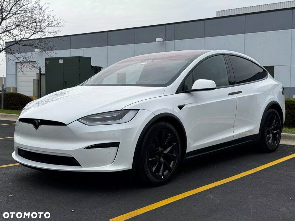Tesla Model X - 2