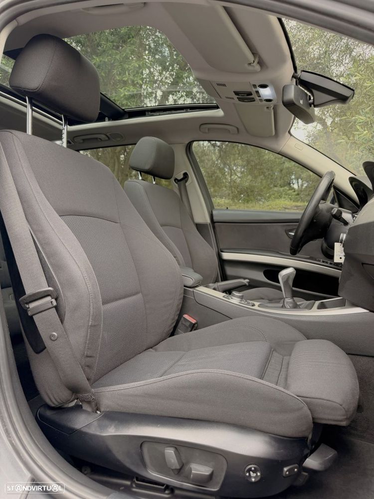 BMW 320 d Navigation - 23