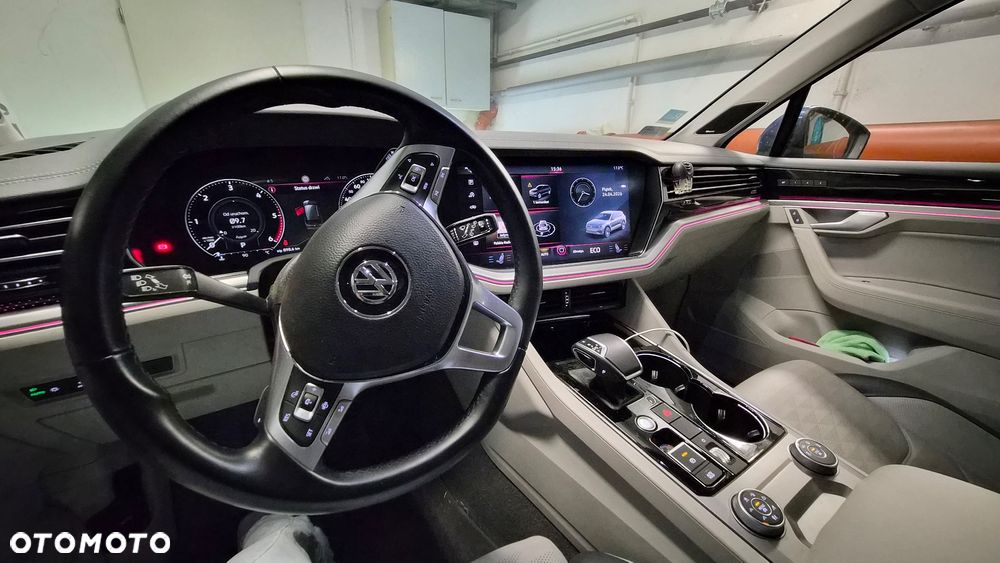 Volkswagen Touareg 3.0 V6 TDI SCR 4Mot Elegance - 13