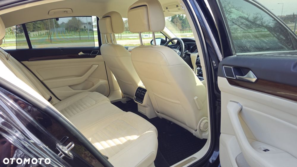 Volkswagen Passat 2.0 TSI BMT Highline DSG - 13