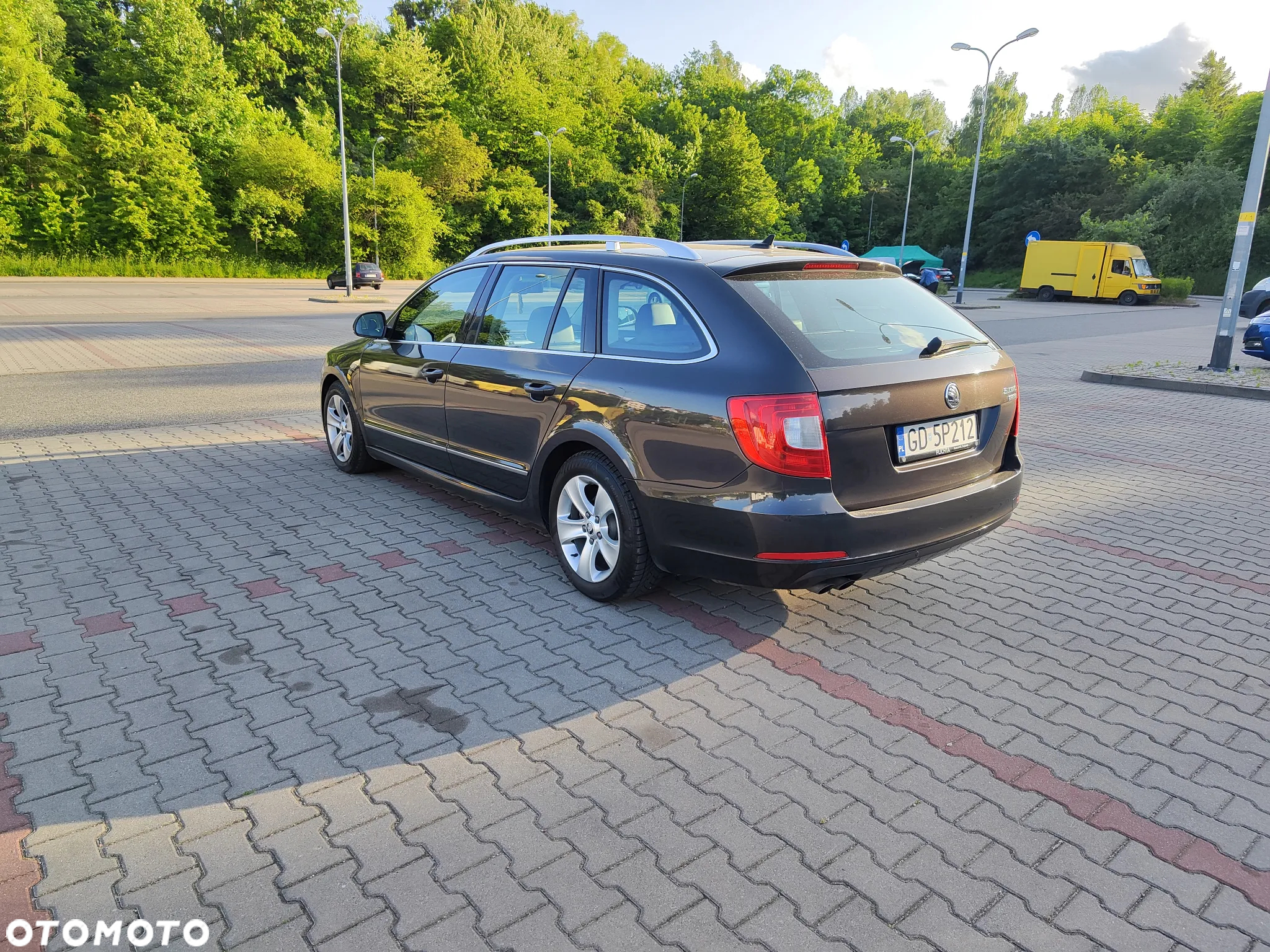 Skoda Superb 1.6 TDI GreenLine - 3