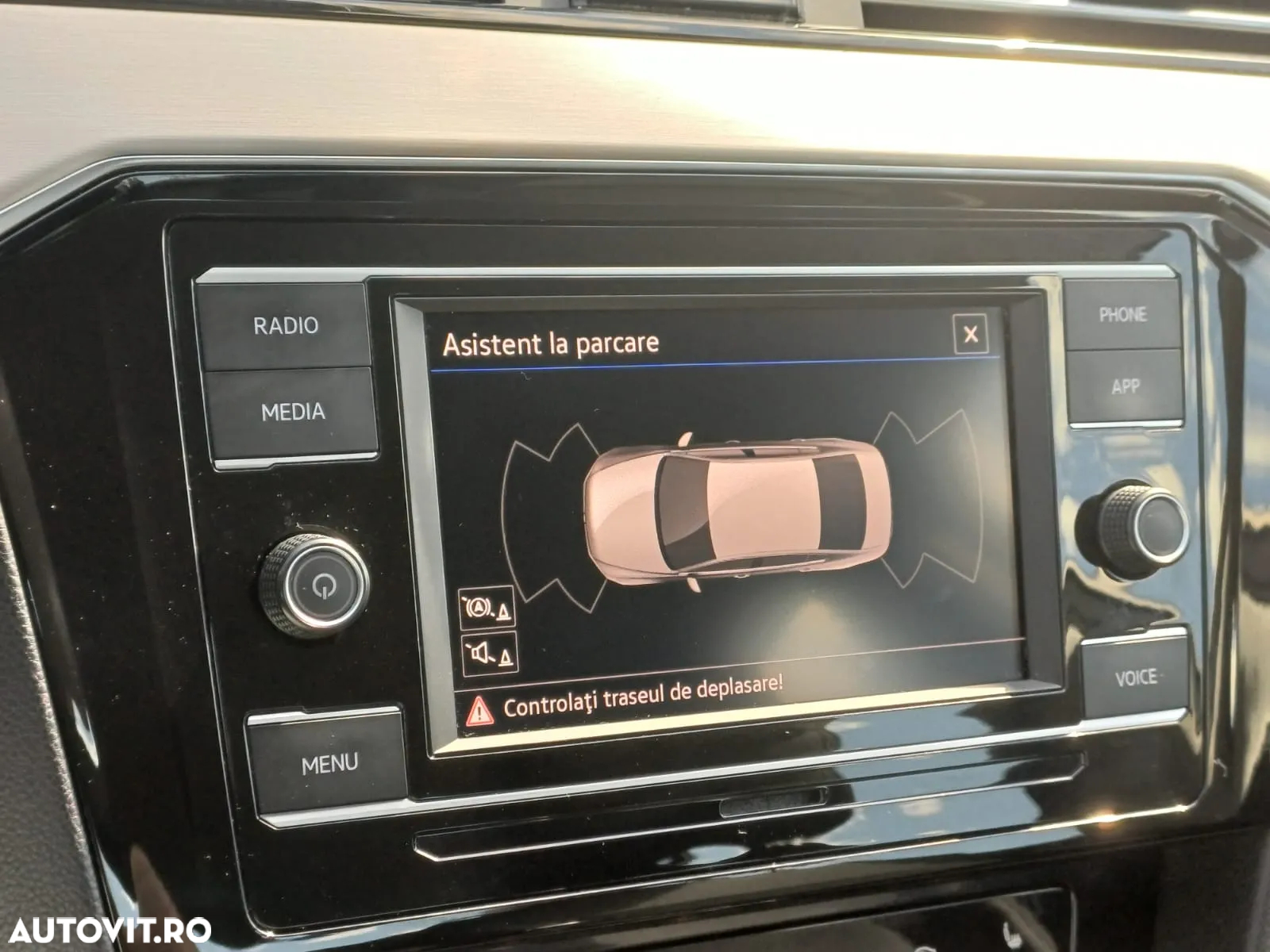 Volkswagen Passat 2.0 TDI DSG Highline - 17