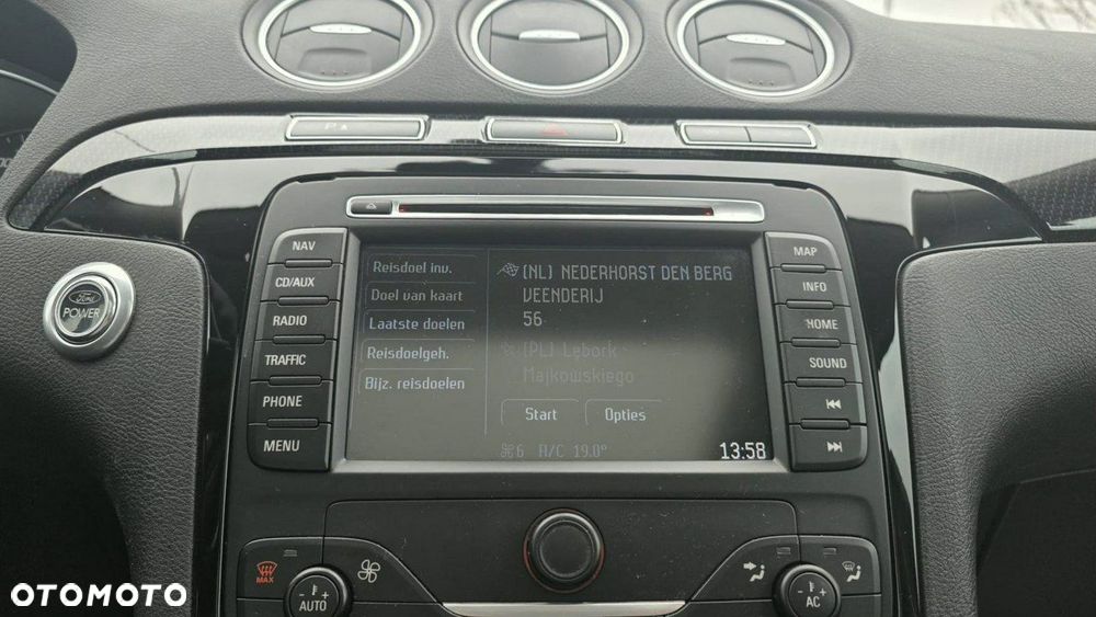 Ford S-Max - 14