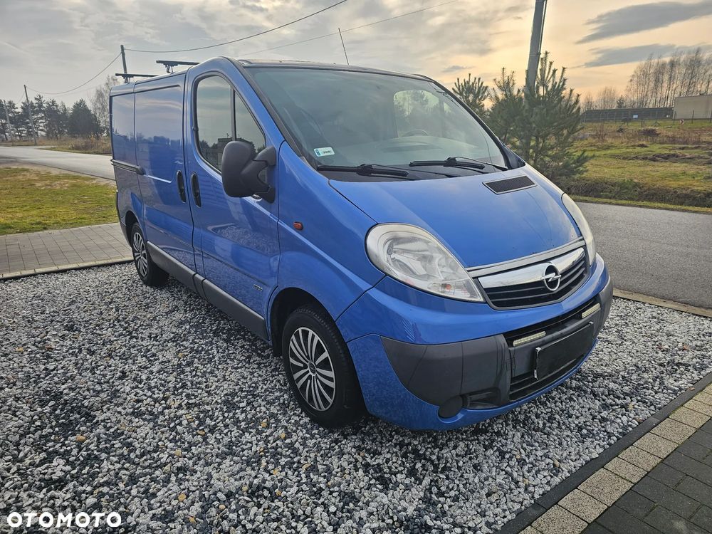 Opel VIVARO - 2