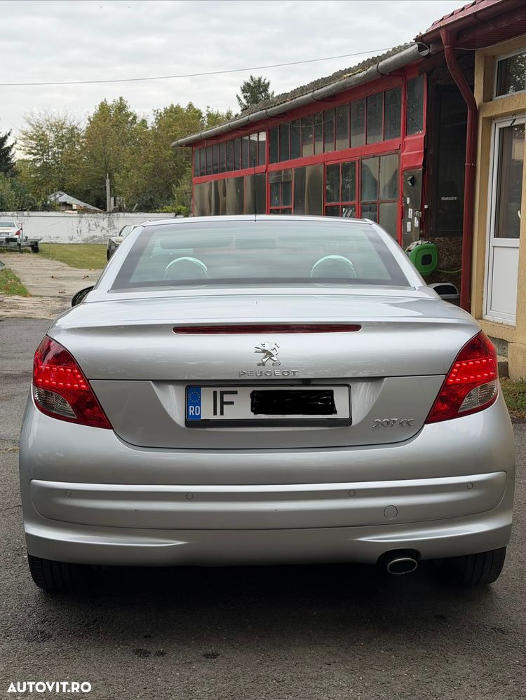 Peugeot 207 155 THP Platinum - 12