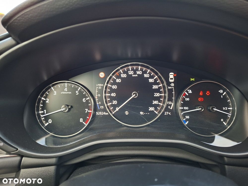 Mazda 3 2.0 mHEV Hikari - 28
