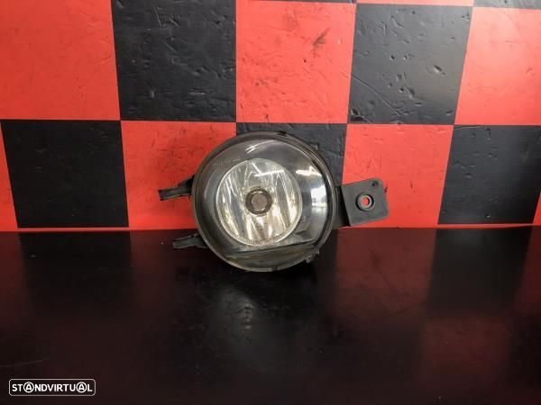 Farolim Nevoeiro Frente Direito Toyota Yaris (_P1_) - 1