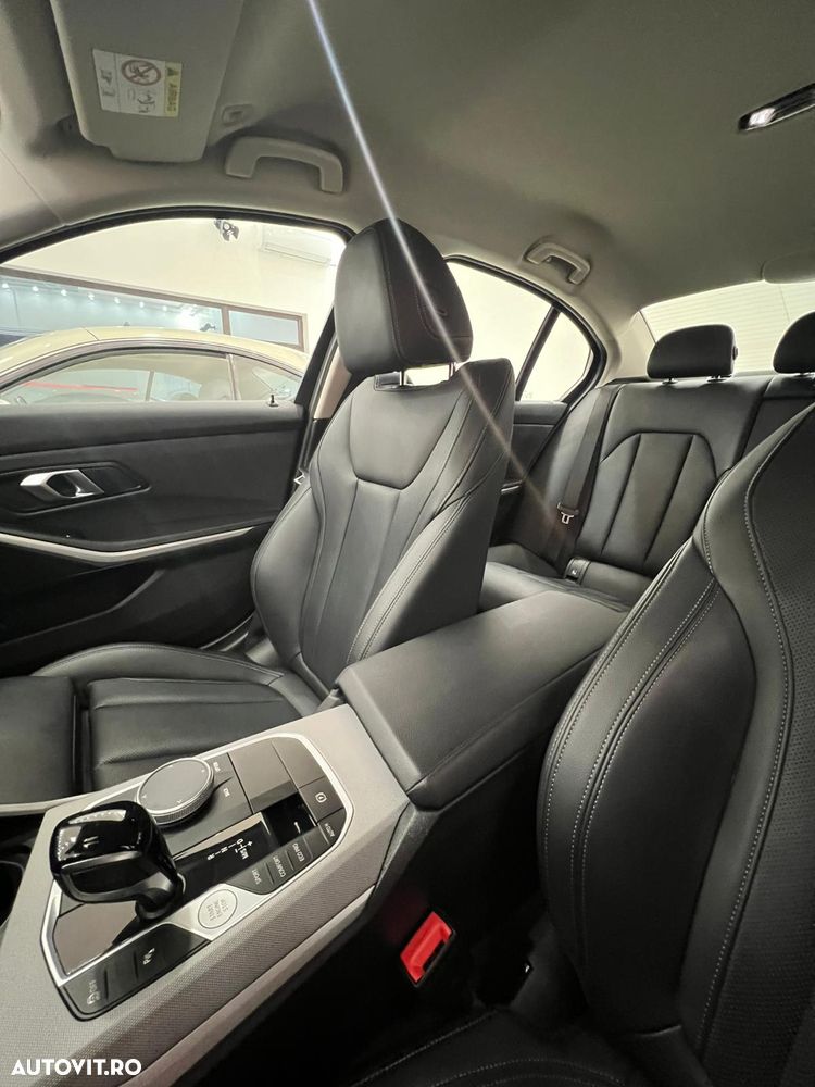 BMW Seria 3 316d AT MHEV - 13