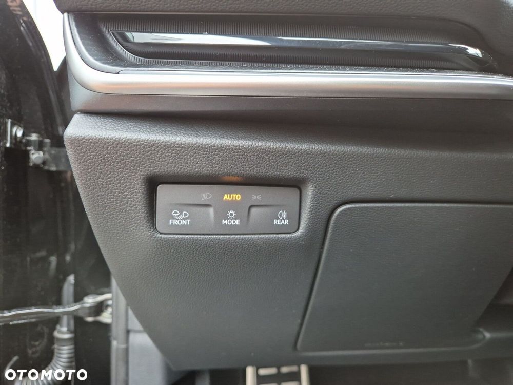 Skoda Superb 2.0 TSI Sportline DSG - 23