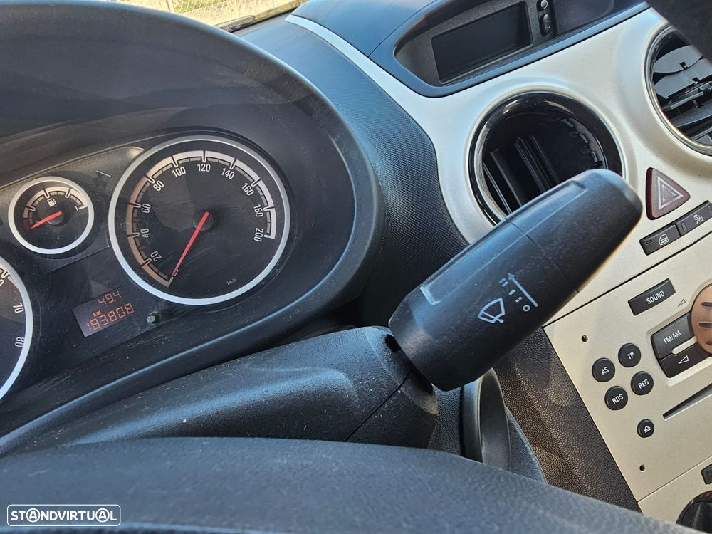 Opel Corsa 1.2 Cosmo - 10