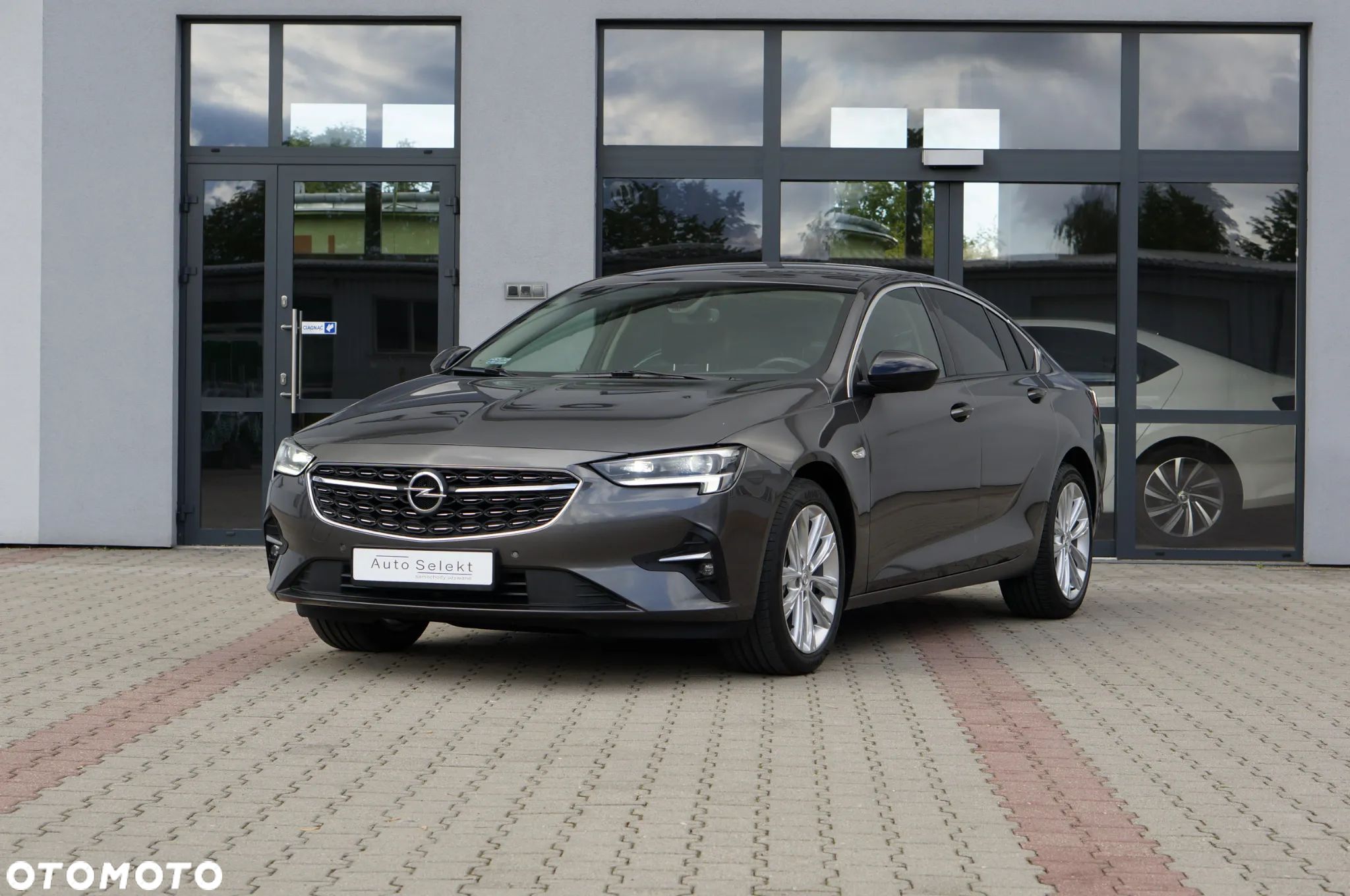 Opel Insignia 2.0 CDTI Business Elegance S&S - 1