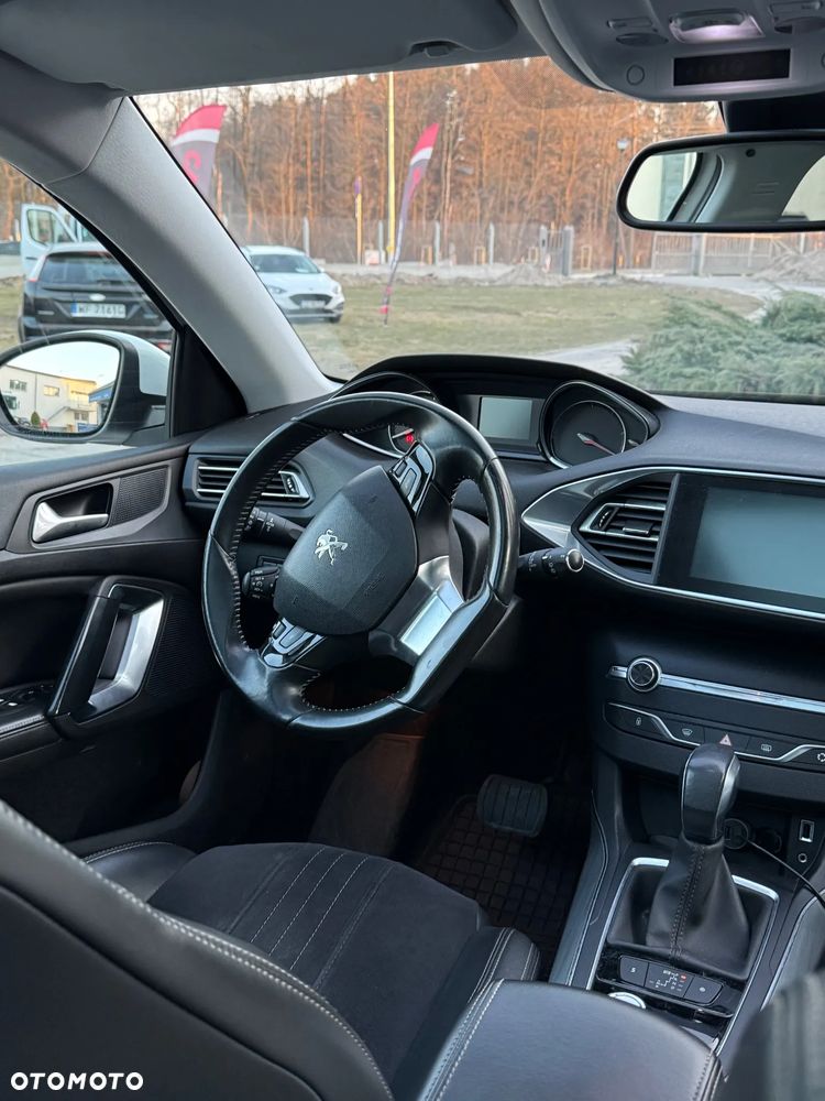 Peugeot 308 - 14