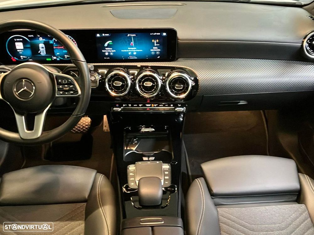 Mercedes-Benz A 250 - 11