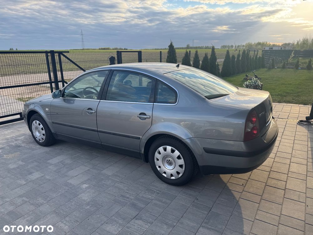 Volkswagen Passat 1.9 TDI - 2