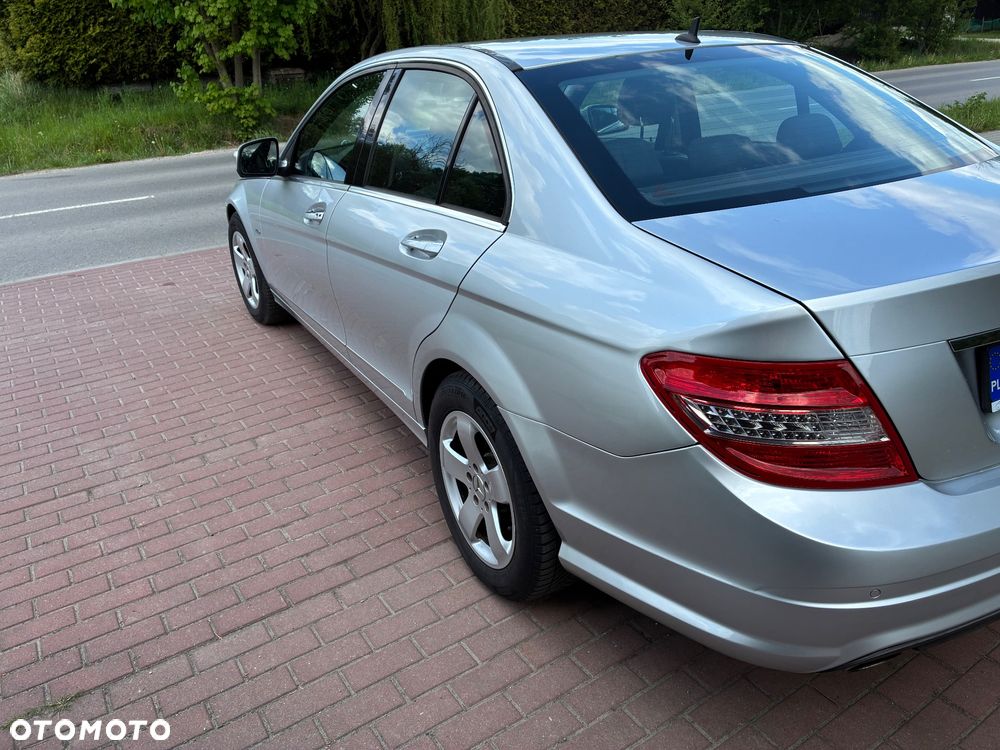Mercedes-Benz Klasa C 280 4Matic 7G-TRONIC Elegance - 4
