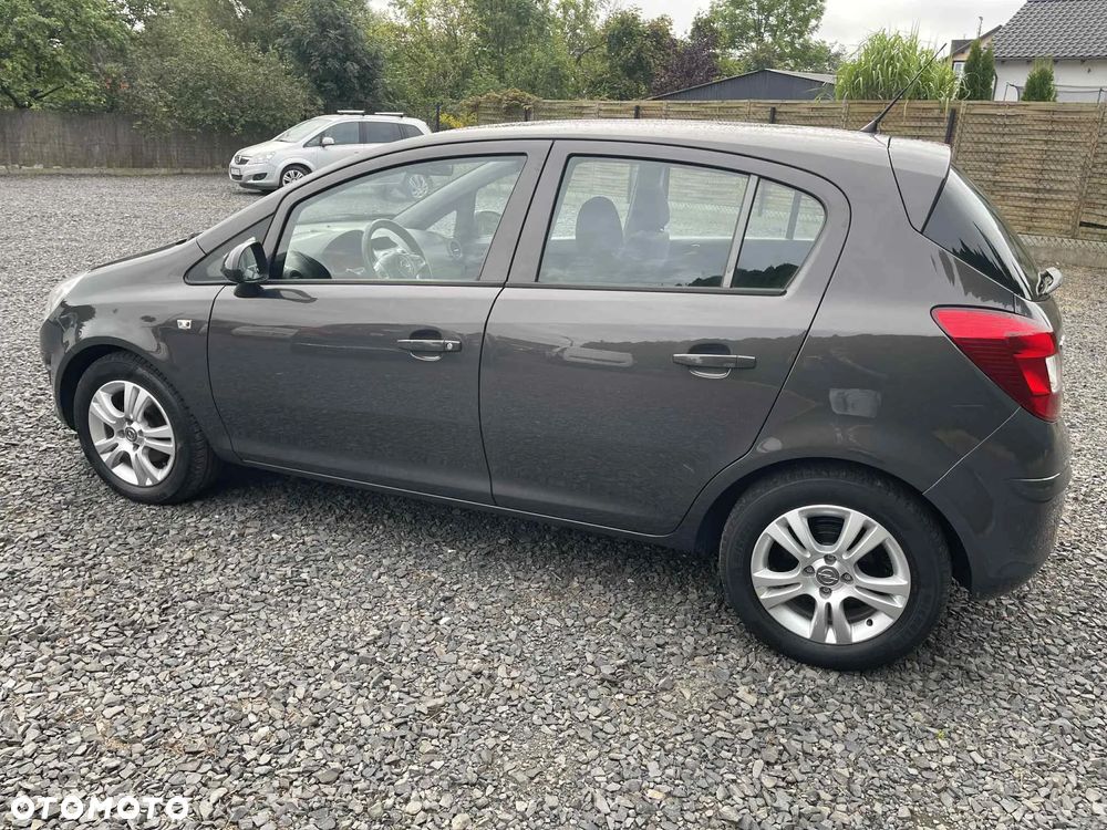 Opel Corsa - 8