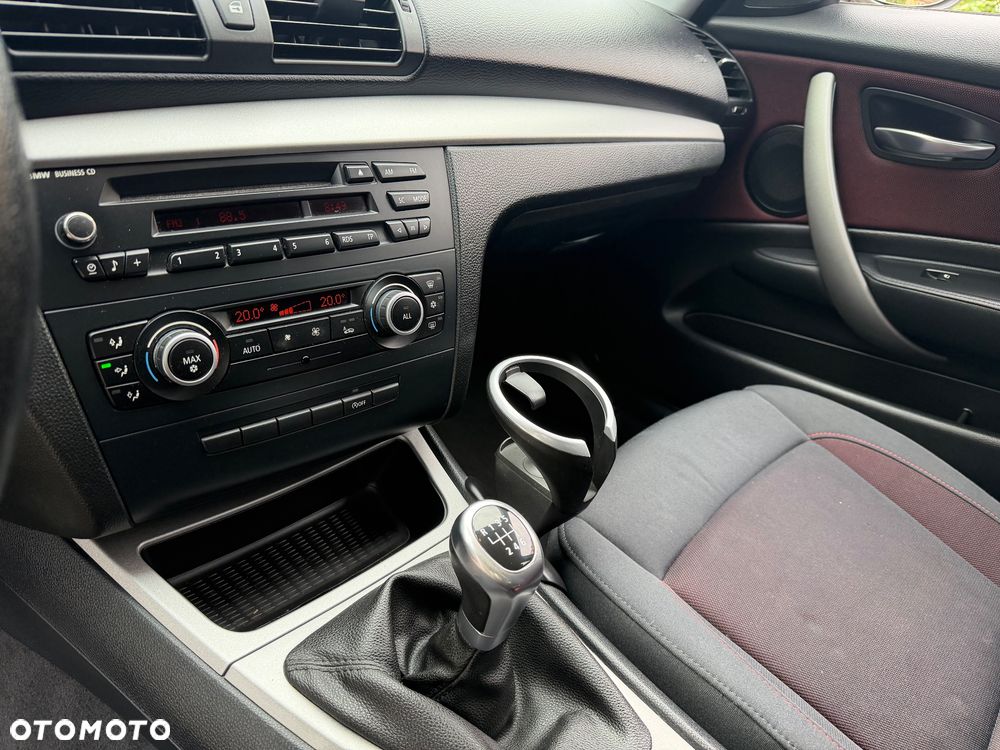 BMW Seria 1 - 15