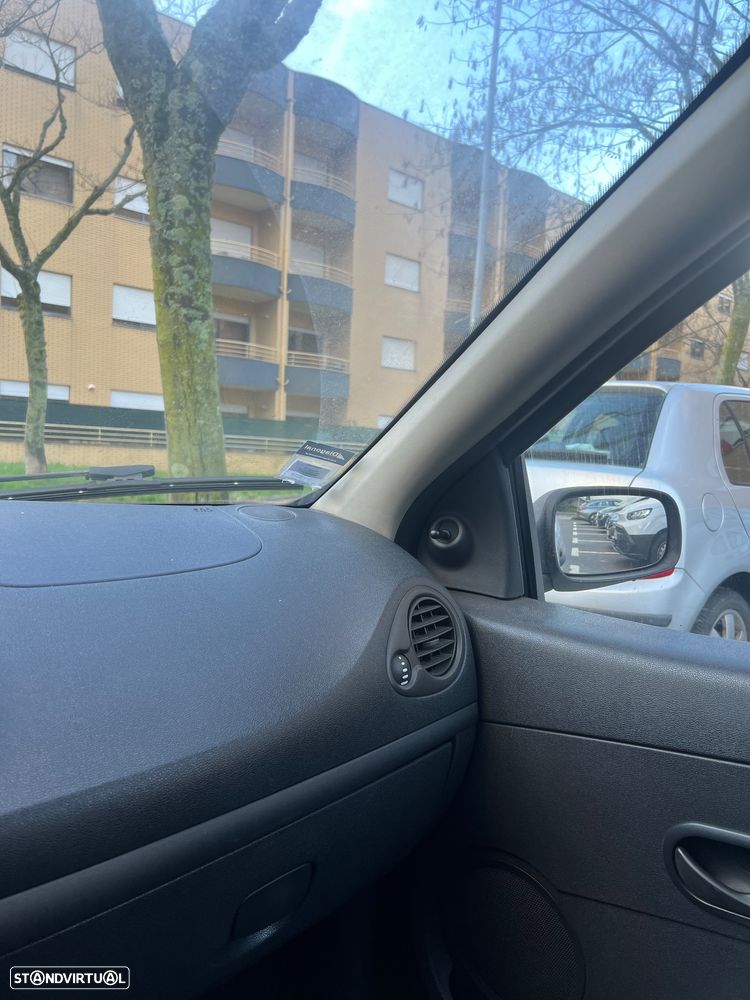 Renault Clio 1.5 dCi Confort - 12