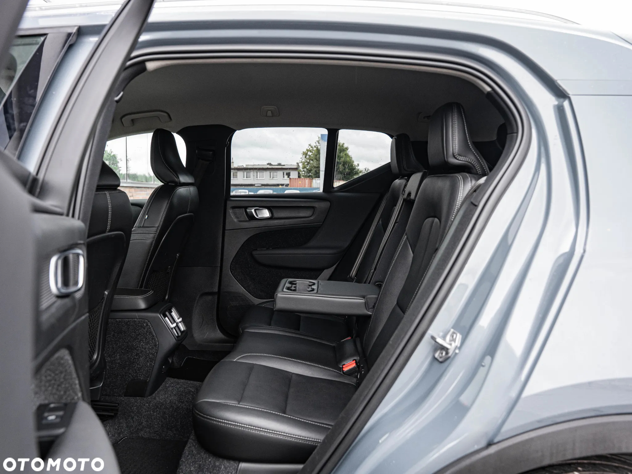 Volvo XC 40 D3 SCR Momentum Core - 30