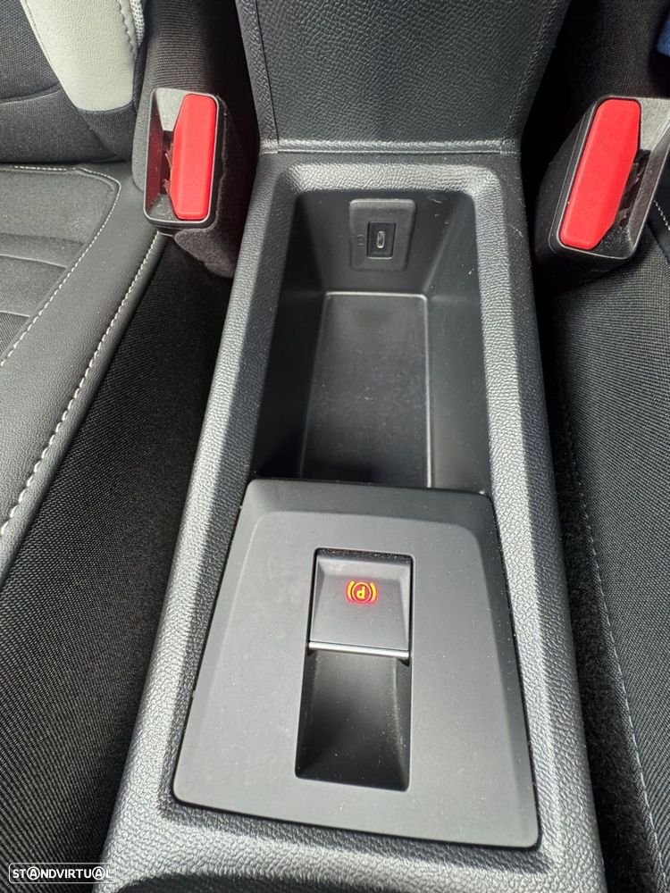 Citroën e-C3 44 kWh Autonomia Conforto Business - 19