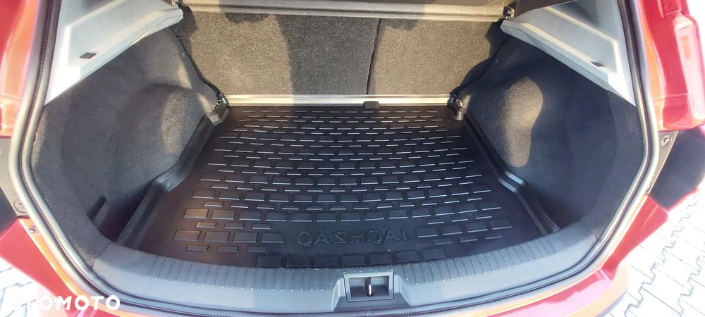 Nissan Qashqai 1.6 visia - 31