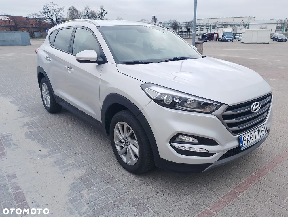 Hyundai Tucson 1.7 CRDI BlueDrive Classic 2WD - 2