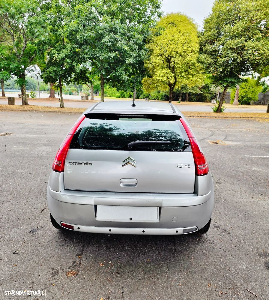 Citroën C4 1.6 HDi Exclusive - 4