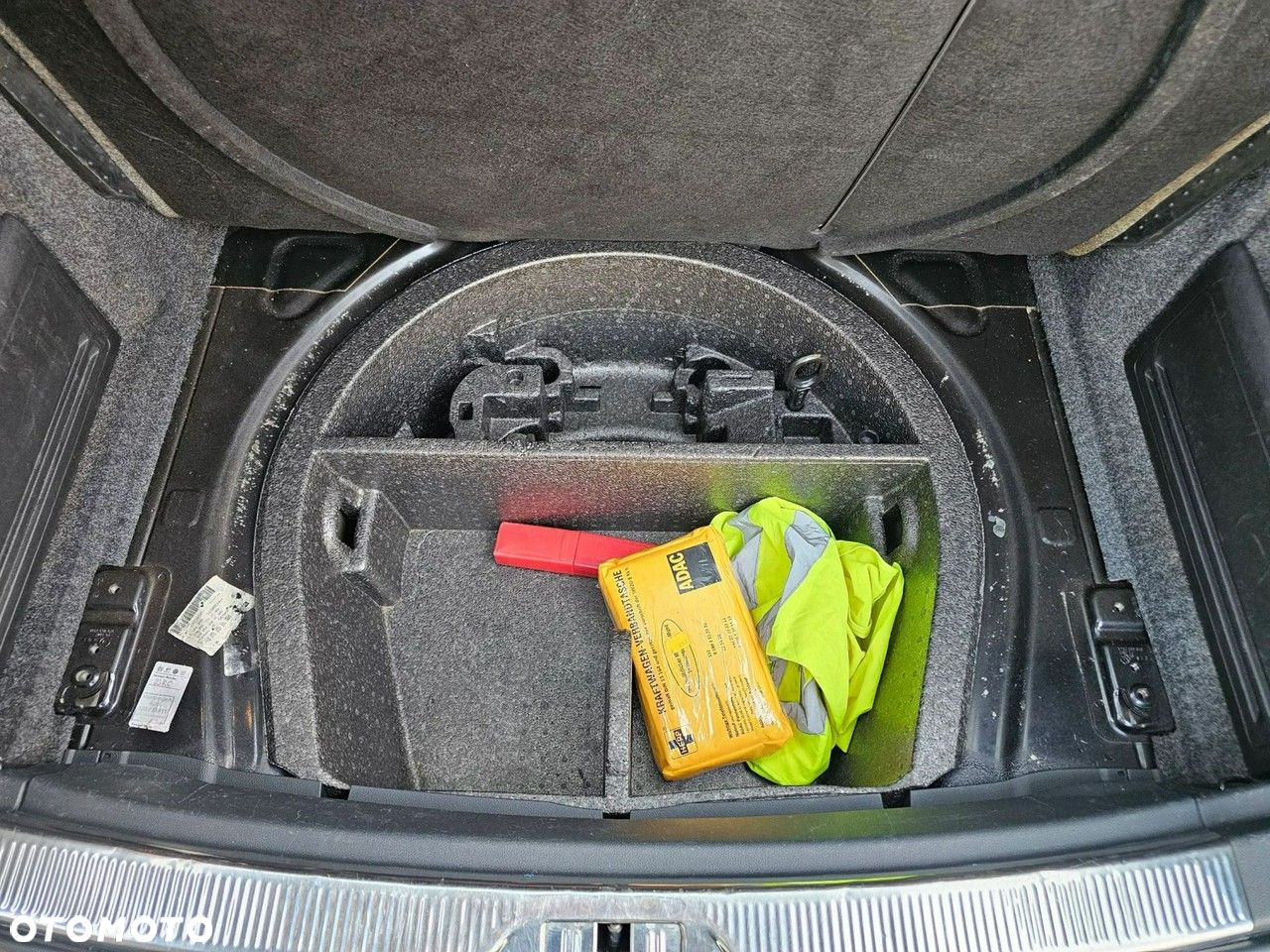 Skoda Superb 2.0 TDI Elegance - 24