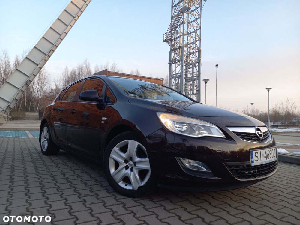 Opel Astra 1.6 Enjoy - 10