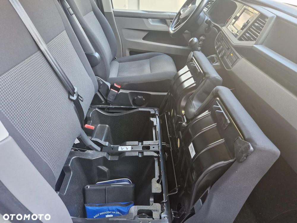 Volkswagen Transporter - 17