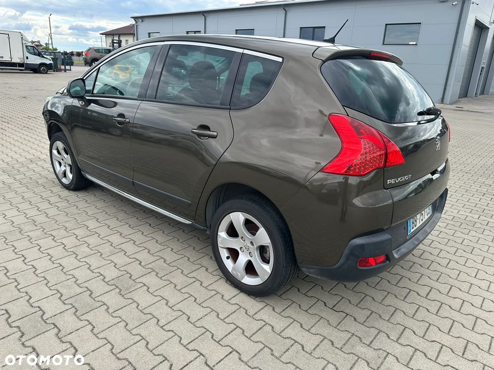 Peugeot 3008 1.6 HDi Premium - 6