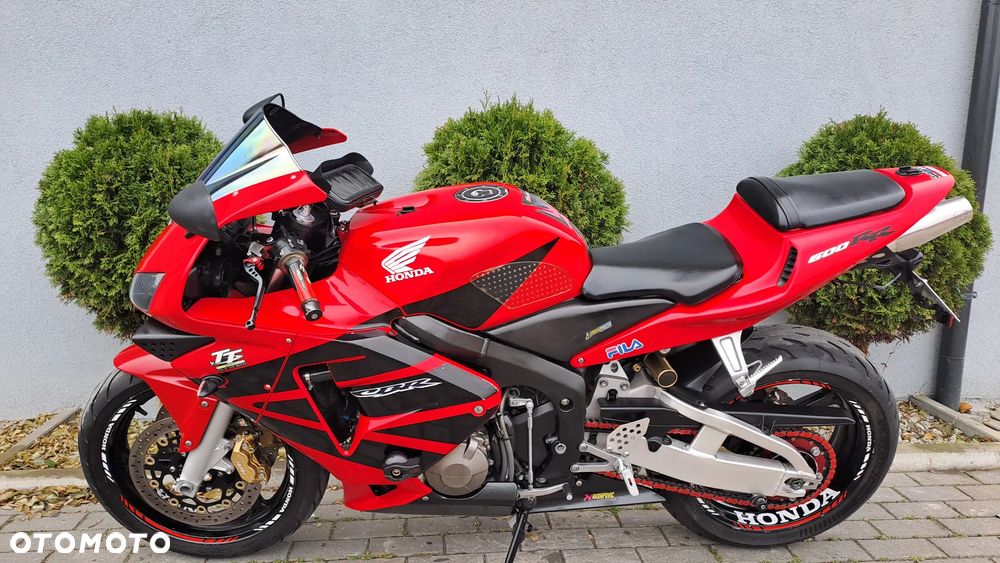 Honda CBR - 6