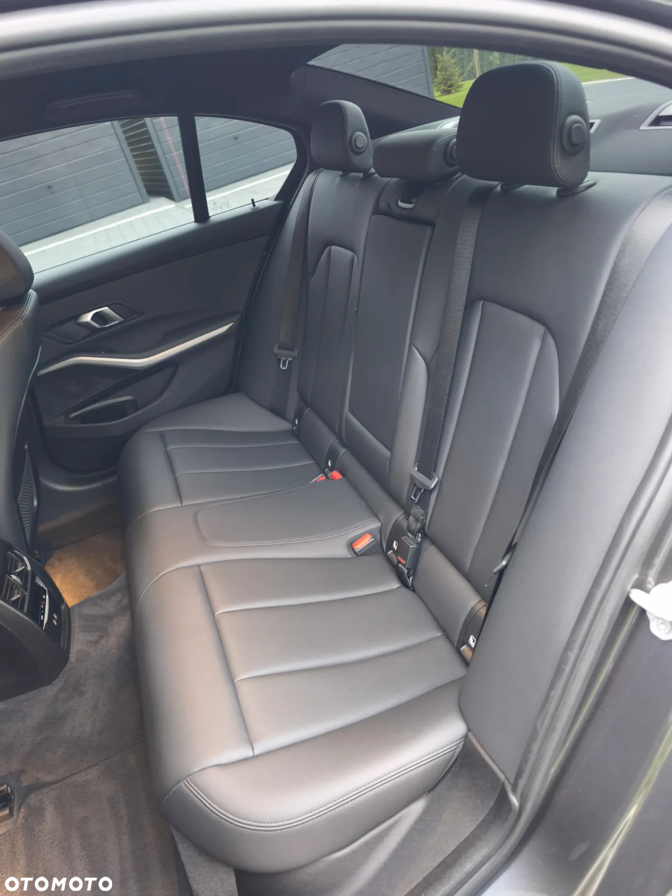 BMW Seria 3 318d Sport Line - 26