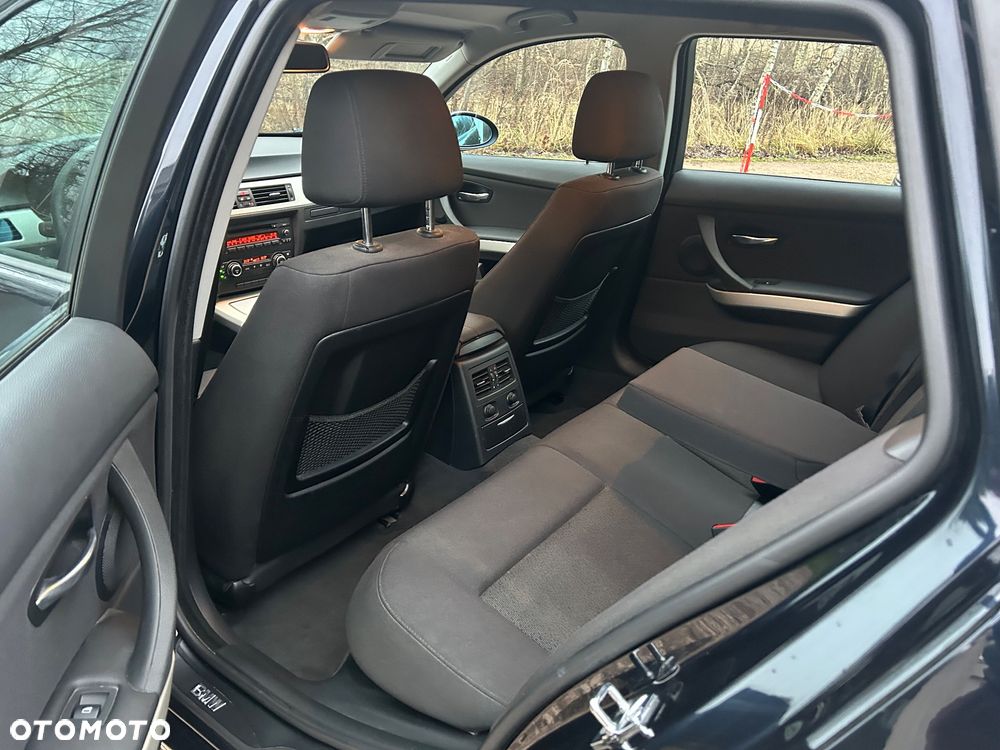 BMW Seria 3 318i Edition Lifestyle - 13