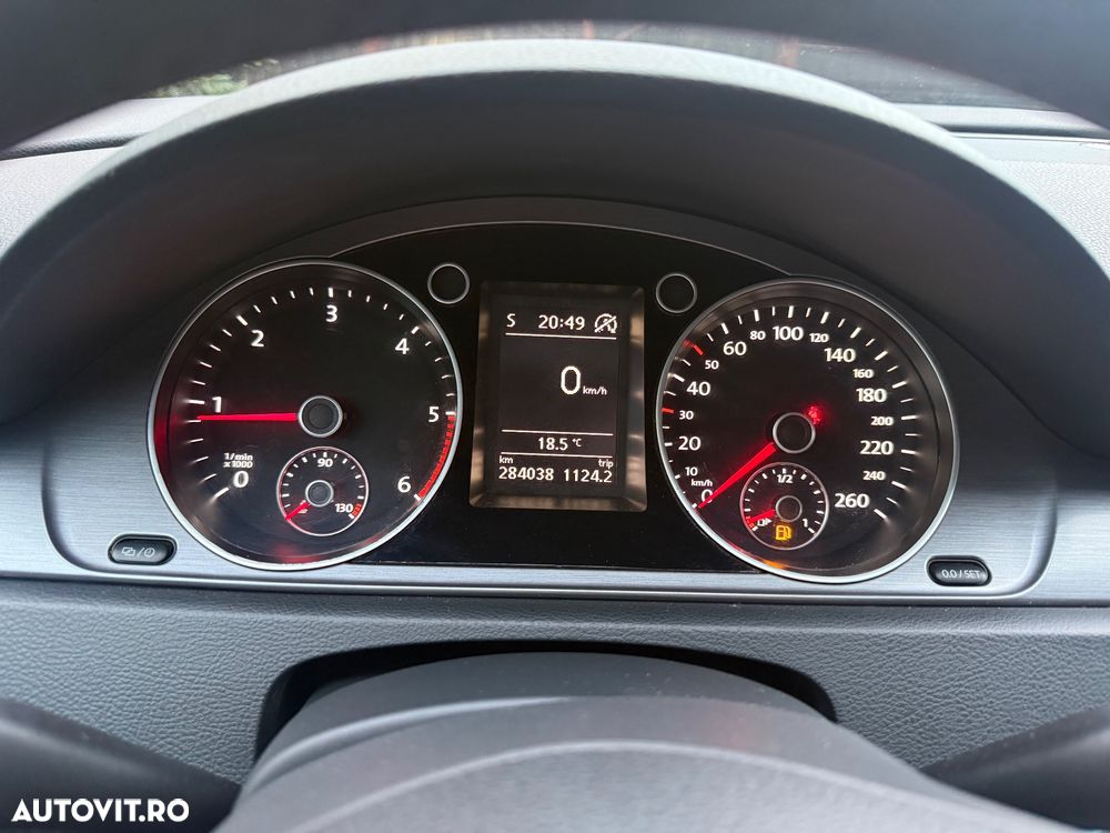 Volkswagen Passat 2.0 TDI DSG BlueMotion Technology Trendline - 13