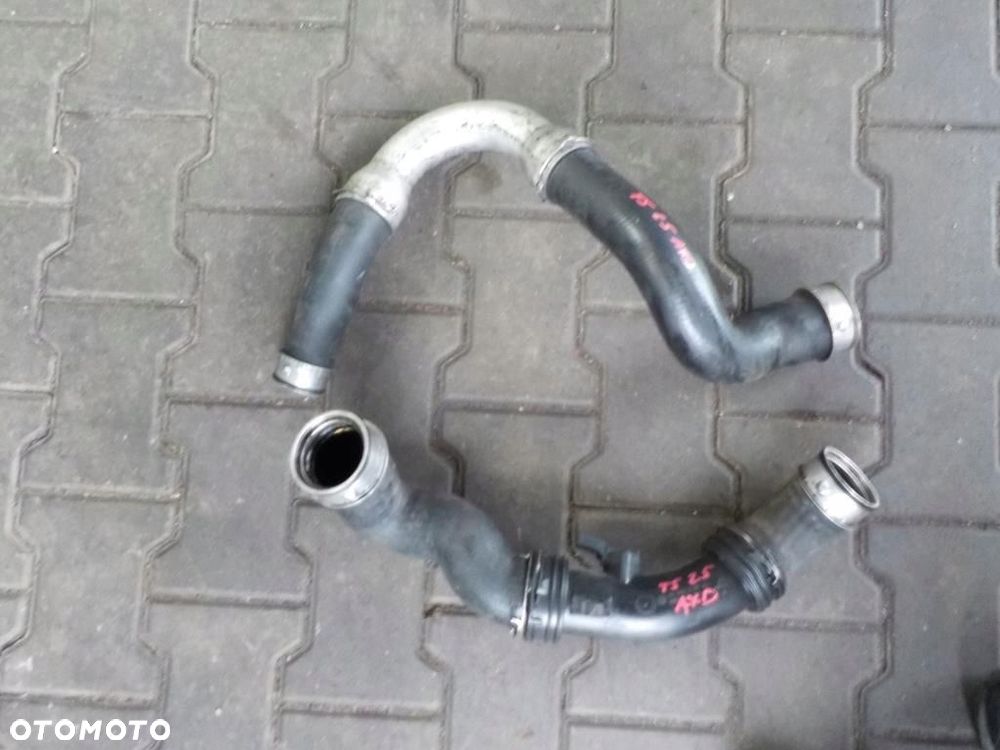 VW T5 2.5 TDI AXD AXE RURA WĄŻ POWIETRZA TURBINY - 1