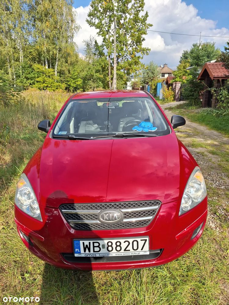Kia Ceed Cee'd 1.4 Comfort - 1