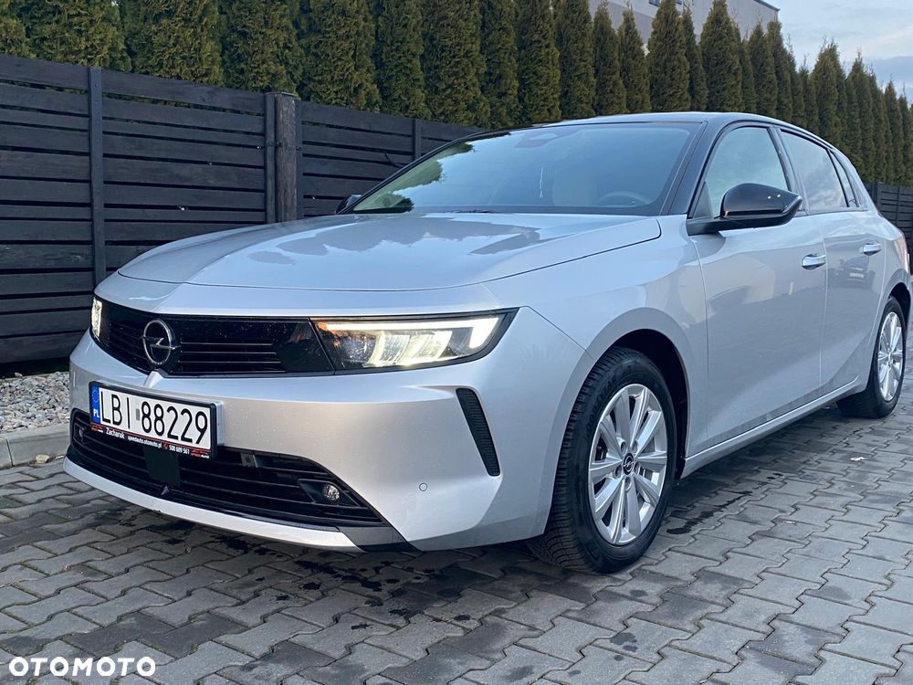 Opel Astra 1.2 Turbo Business Edition - 1