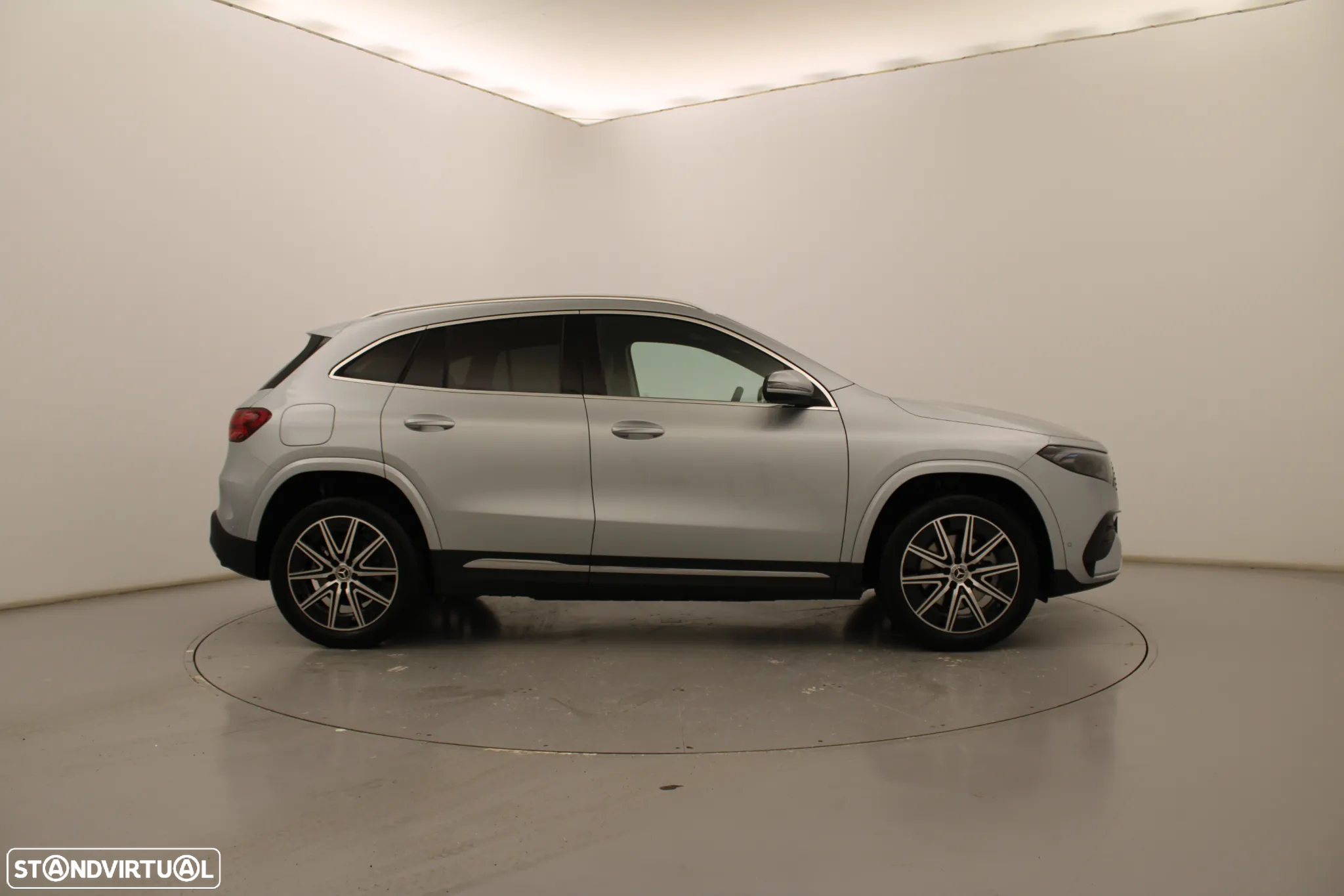 Mercedes-Benz EQA 250 AMG Line - 4