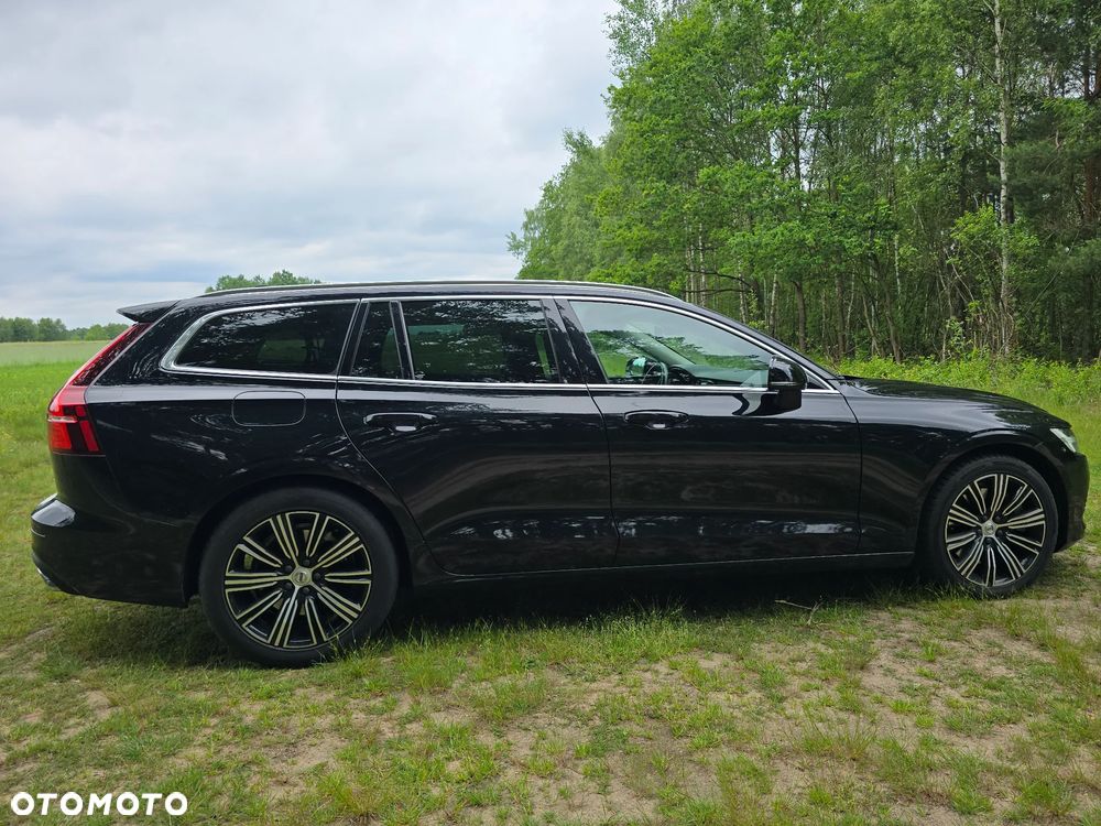 Volvo V60 T6 AWD Recharge Geartronic Inscription Expression - 2