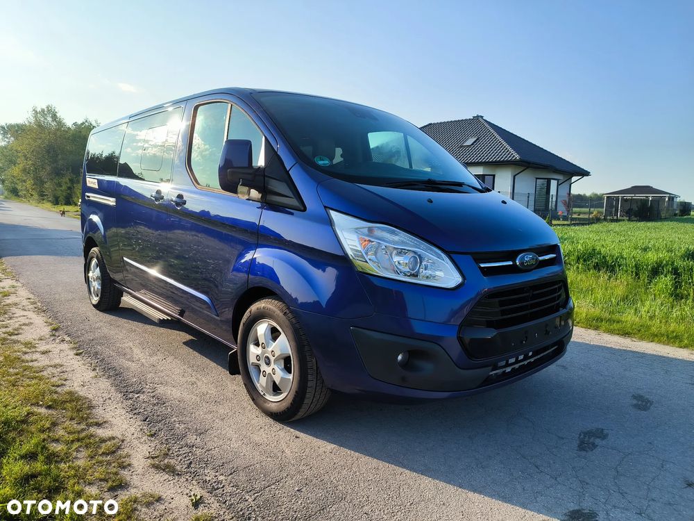 Ford Tourneo Custom 2.0 EcoBlue L2 Shuttle Bus Titanium - 31