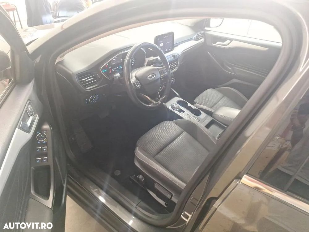Ford Focus 1.5 EcoBlue Titanium - 6