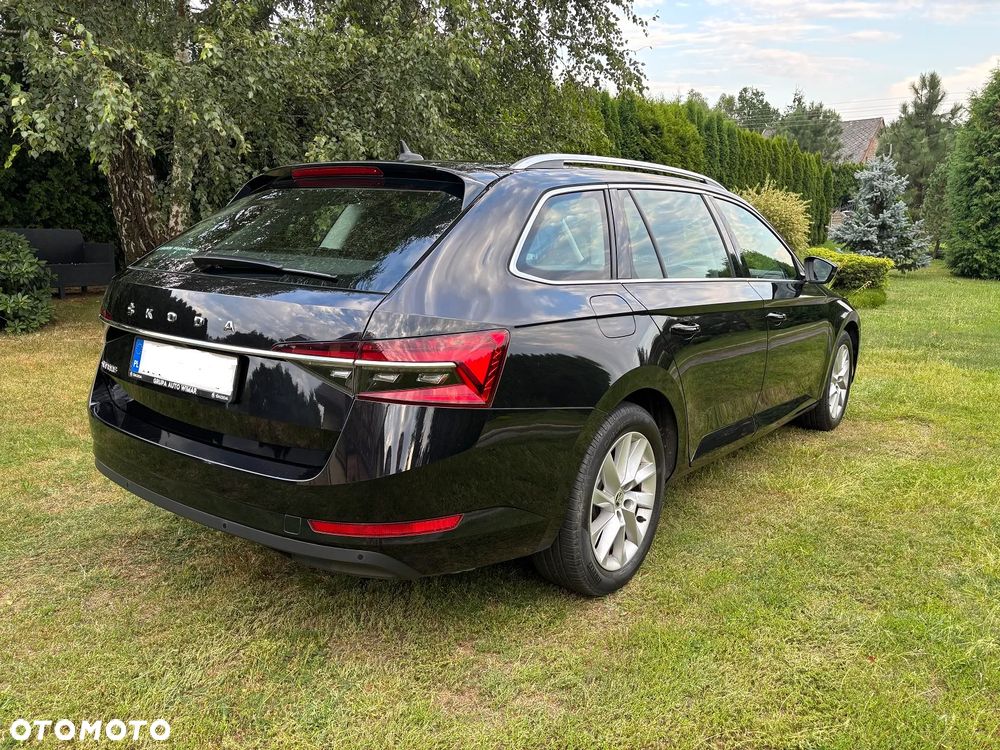 Skoda Superb 2.0 TSI Ambition DSG - 11