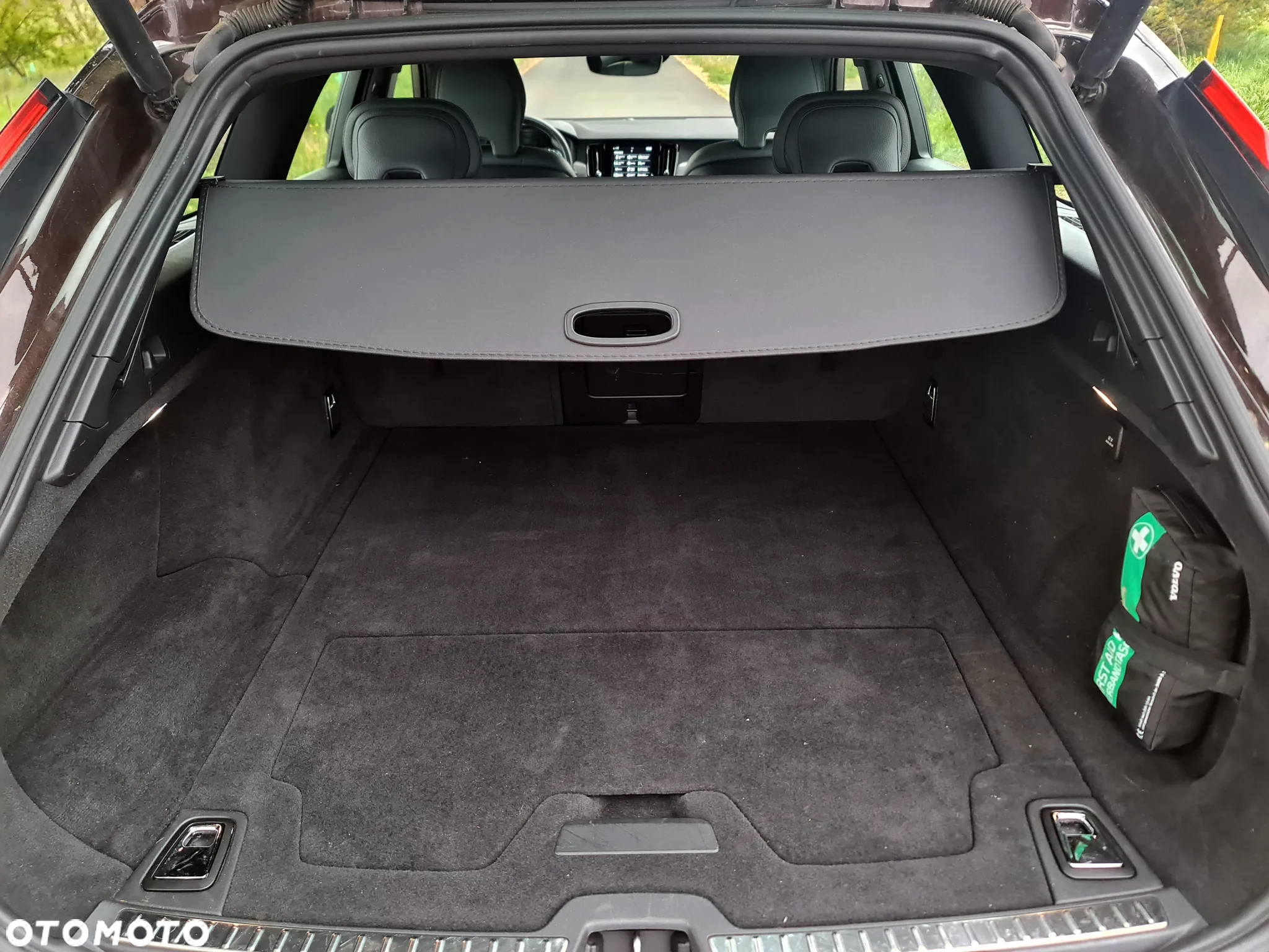 Volvo V90 B4 D Geartronic Momentum Pro - 17