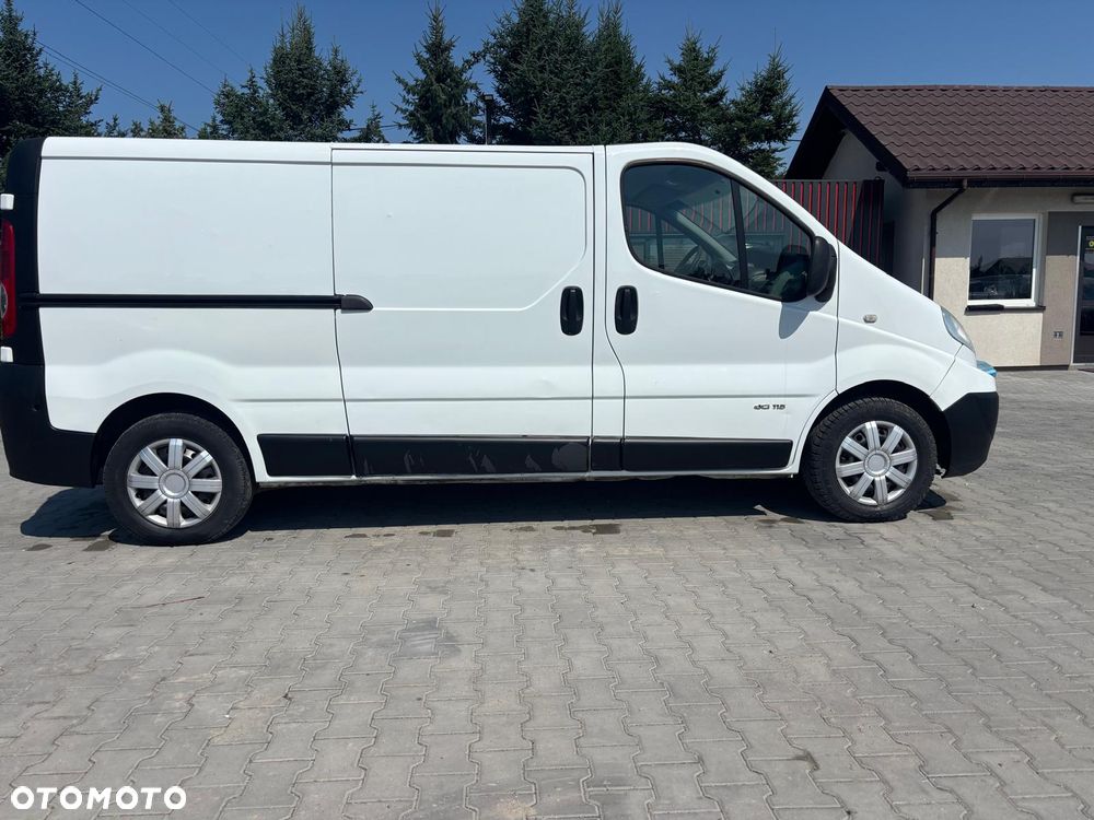 Renault TRAFIC - 6