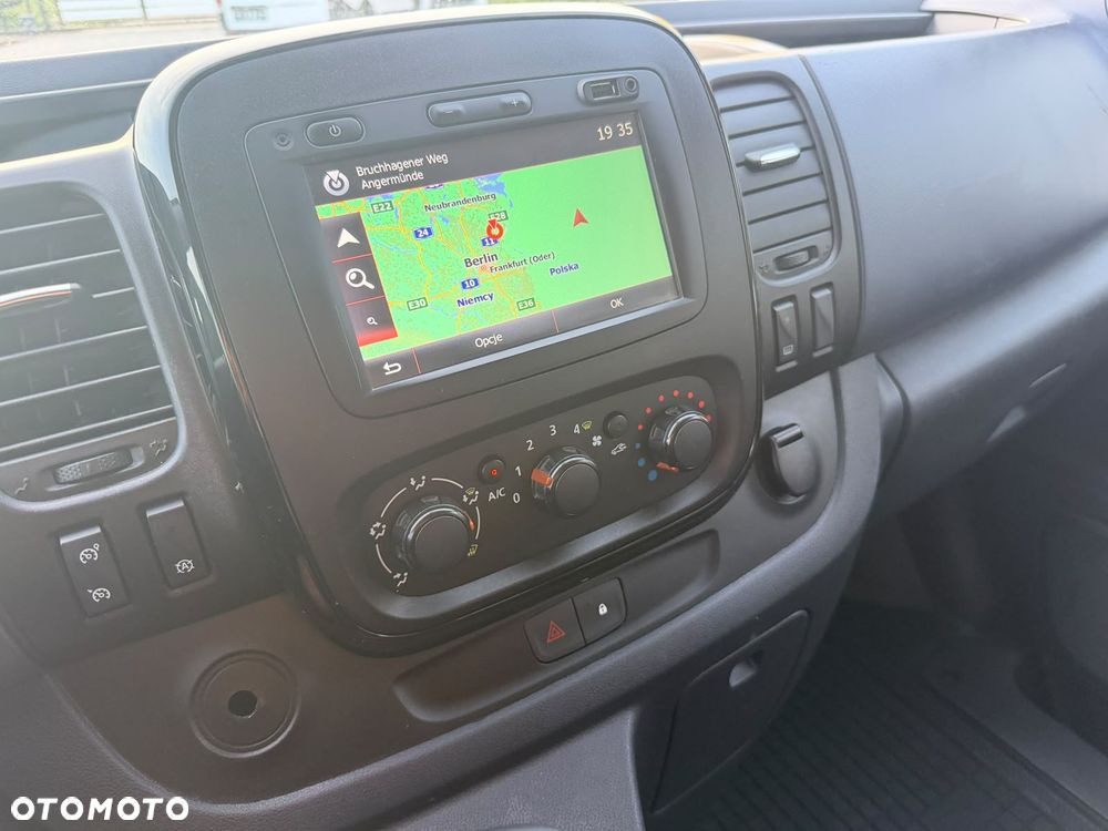 Opel vivaro - 6