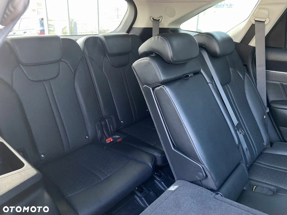Kia Sorento - 24