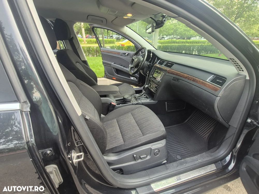 Skoda Superb 2.0 TDI Elegance DSG - 7